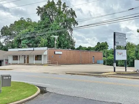 Dahlonega Retail Building For Sale