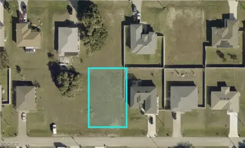 Residential Lot in Cape Coral