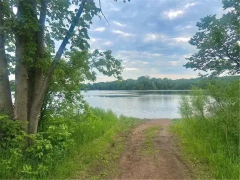 Residential Land Overlooking Hunter Lake
