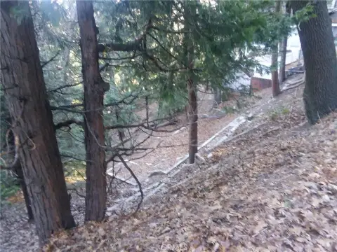 Crestline Land with Utilities