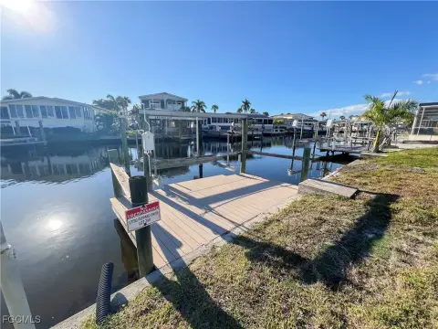 Canal-Front Property in Bayside Estates