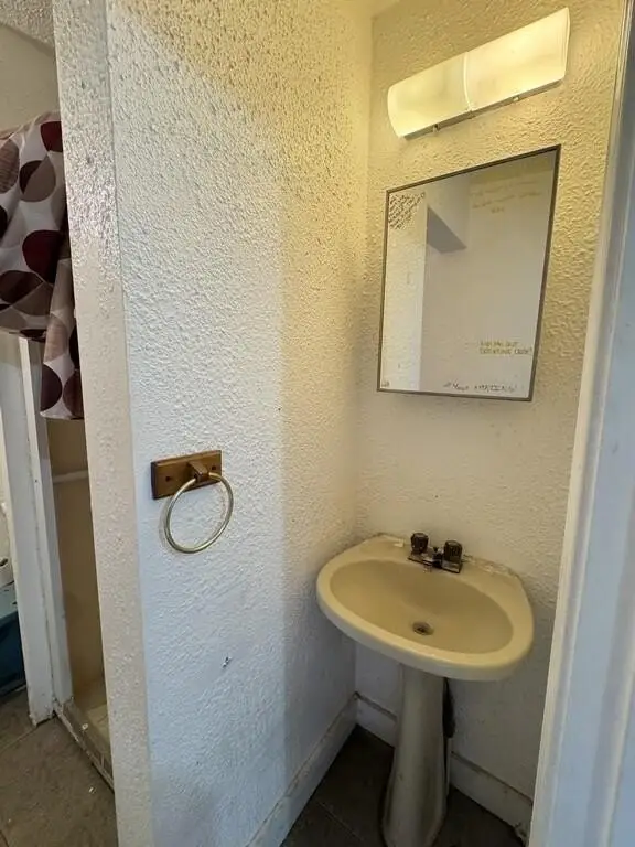 Picture 28