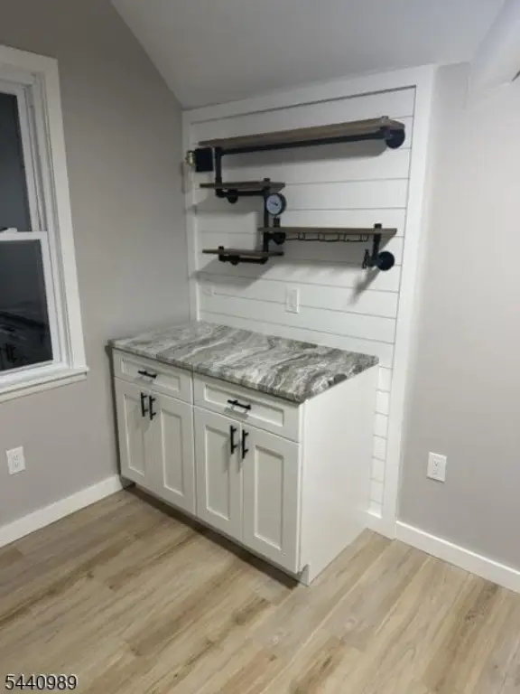 Picture 30