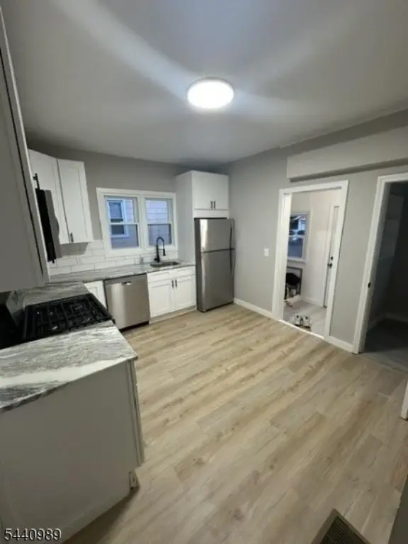 Picture 6