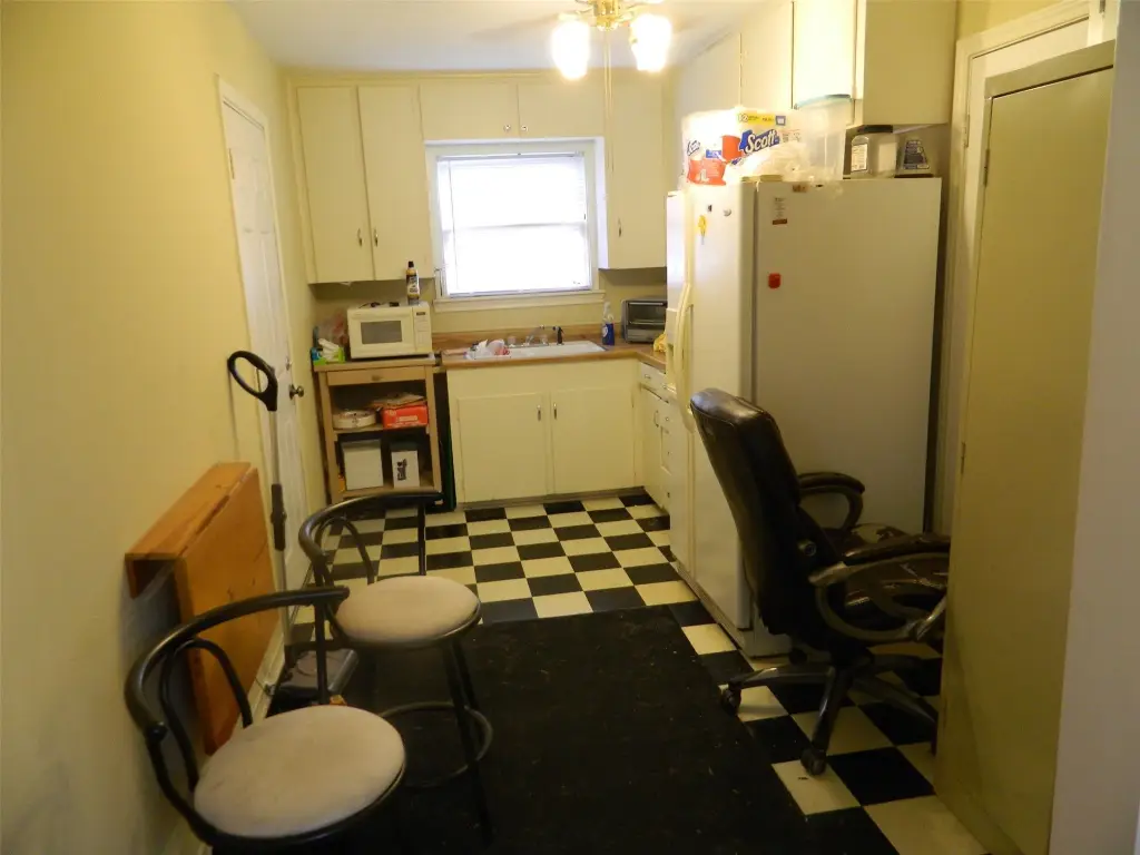 Picture 9