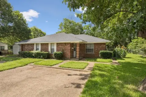 Terrell Duplex: Investment Opportunity