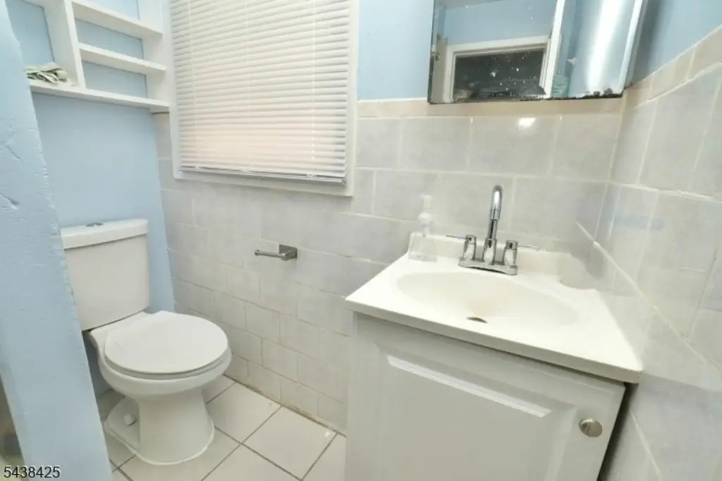 Picture 8