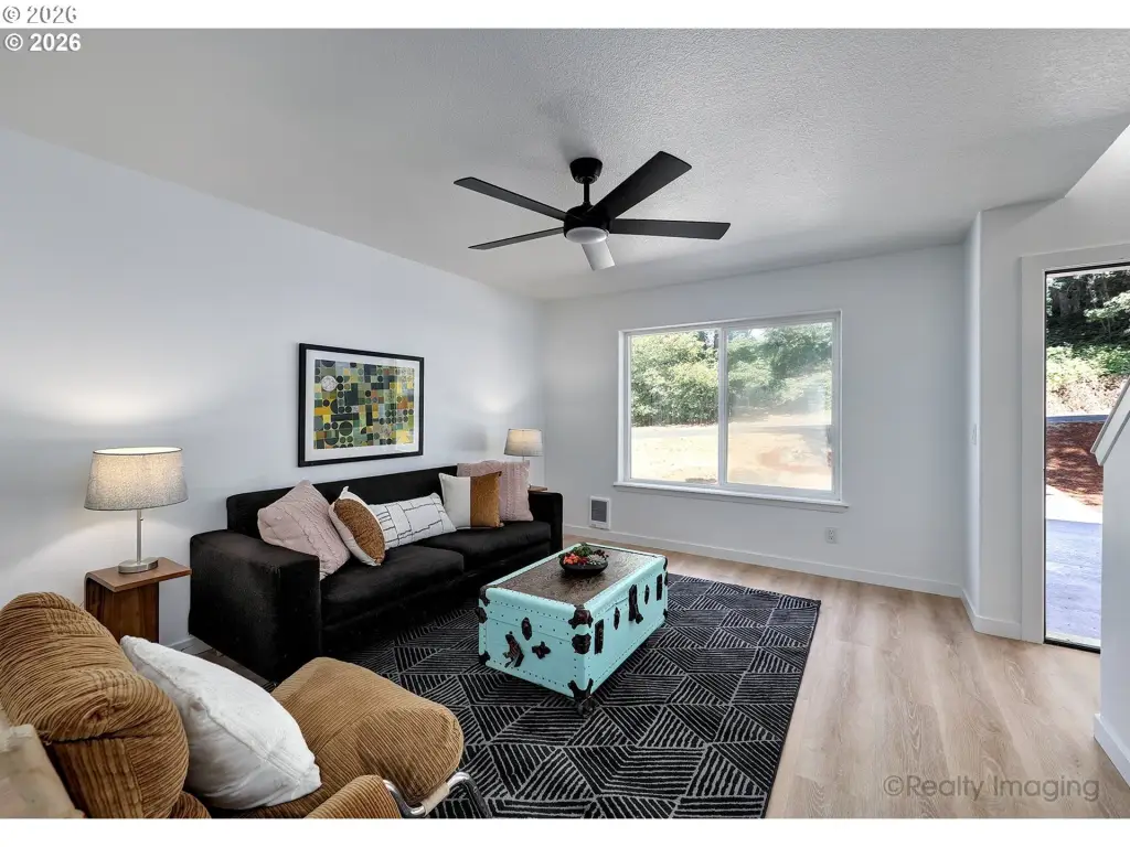 Picture 12
