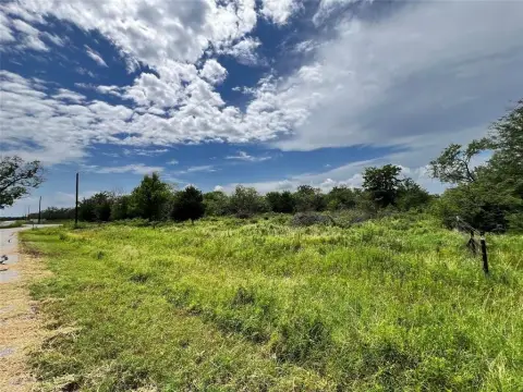 Residential Land in Corsicana, TX