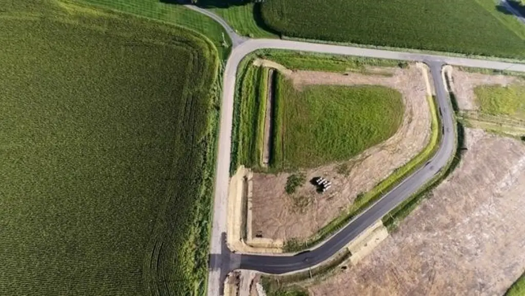 Picture 10