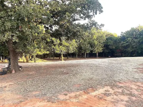 Ready-to-Go Acreage Near Harrah, OK