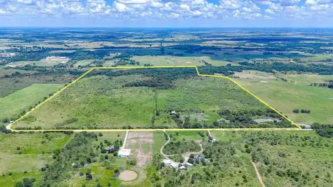 221.8 Acres Ranch in Blooming Grove