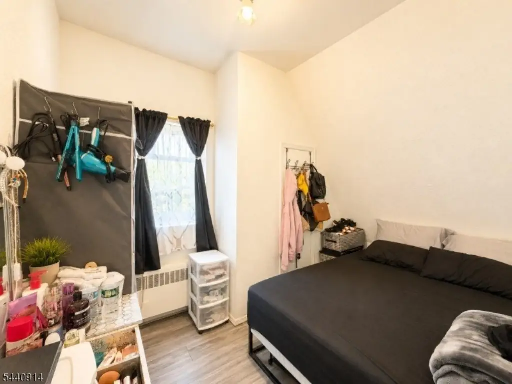 Picture 18