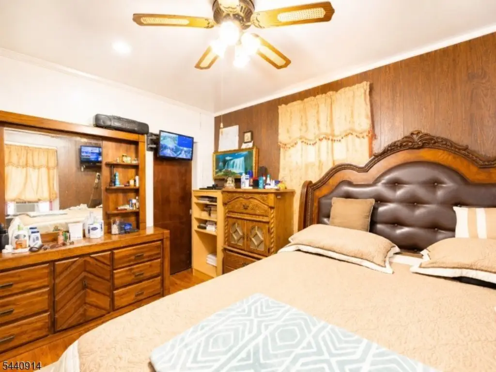 Picture 8