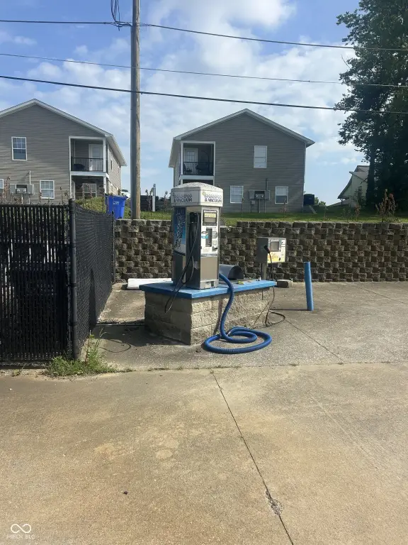 Picture 11