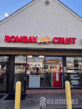 Retail Space in Edison, NJ