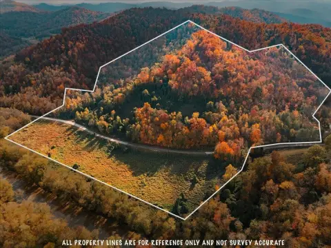 Unrestricted Land Near Cumberland River