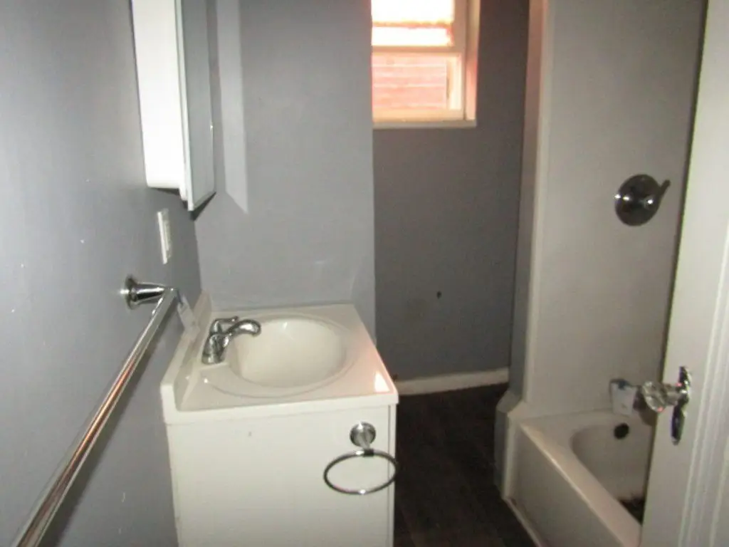 Picture 12