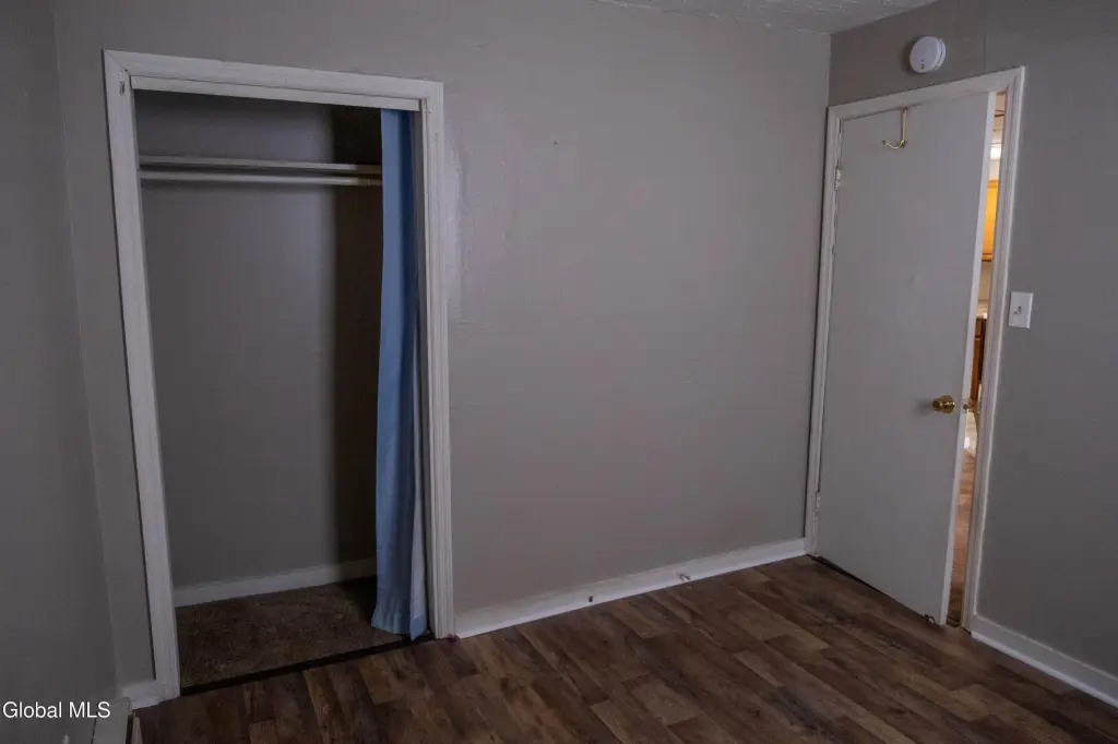 Picture 42