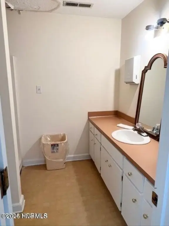 Picture 28