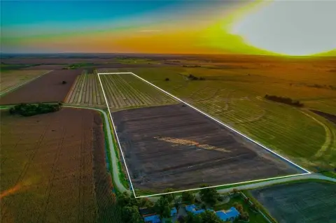 46.44 Acres Near Holland, TX