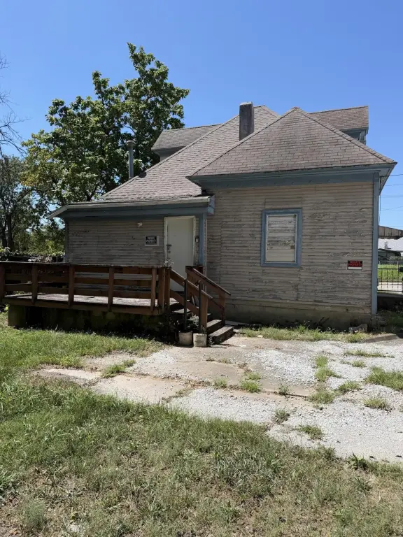 Picture 19