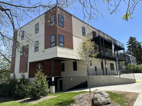 Modern Multifamily Building Near UMich