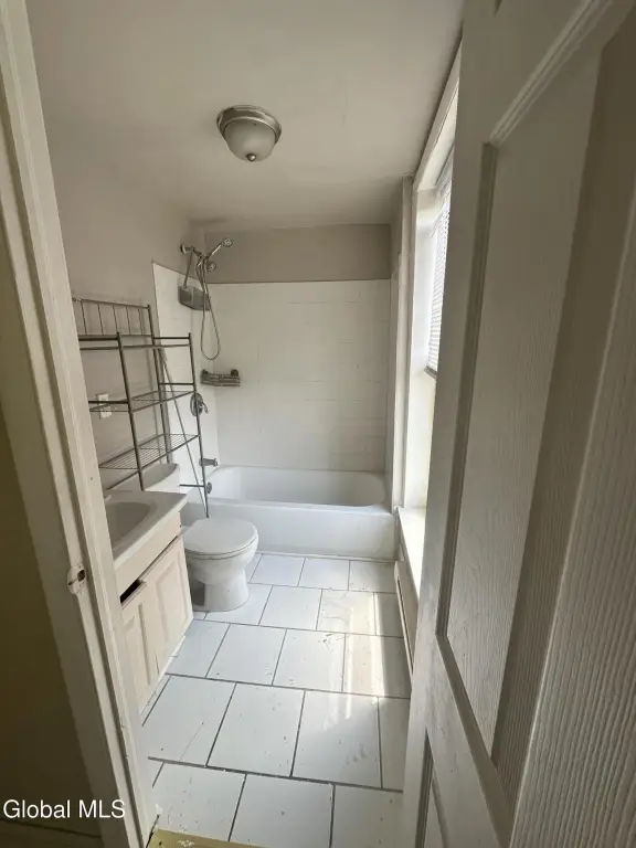 Picture 11