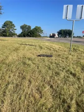 Commercial Corner Lot in Glen Rose