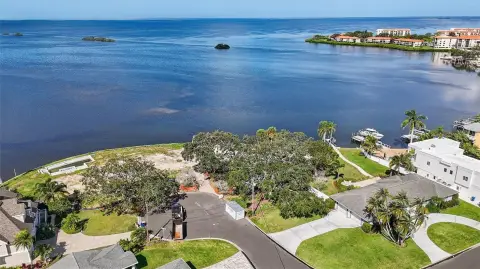 Waterfront Lot in Baywood Village