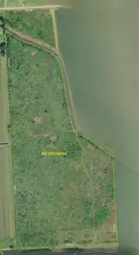 Unrestricted Acreage in Winnie, Texas