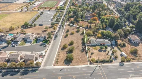 Large Corner Lot in Lake Elsinore
