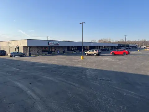 Rockford Commercial Space For Rent