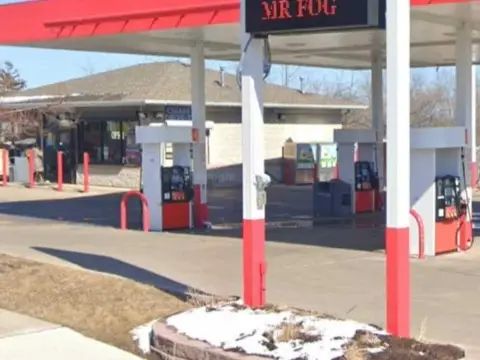 Palos Hills Gas Station