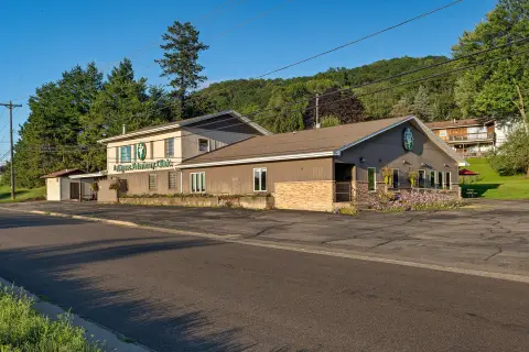 La Crosse Commercial Location