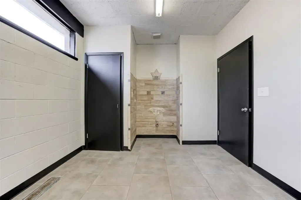 Picture 16