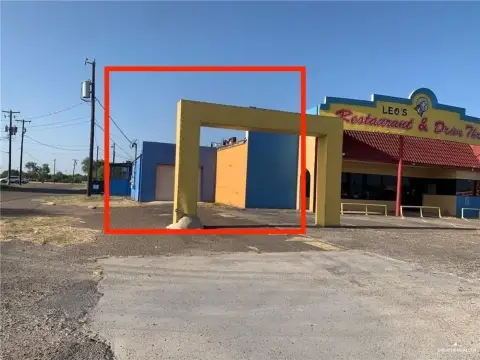 La Joya Drive-Thru Location