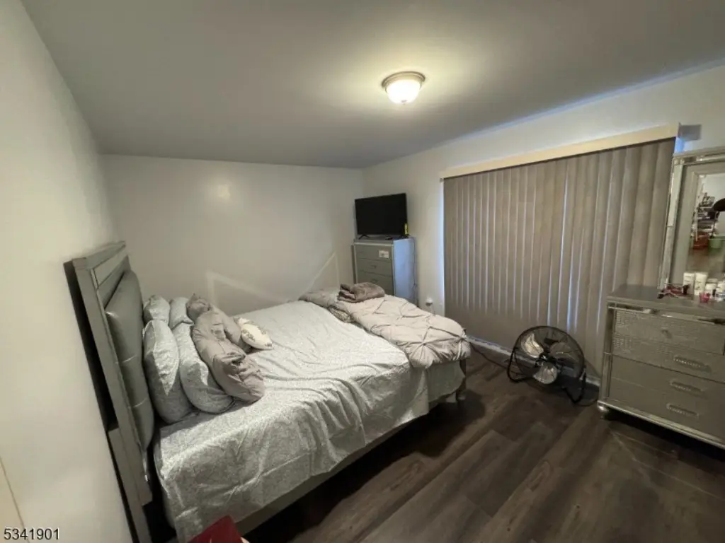 Picture 17