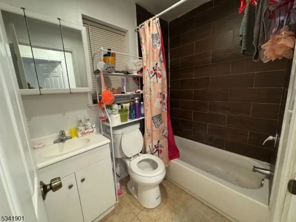 Picture 19