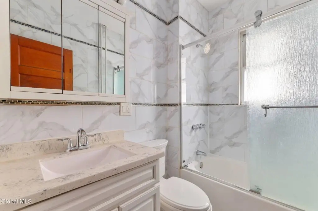 Picture 30