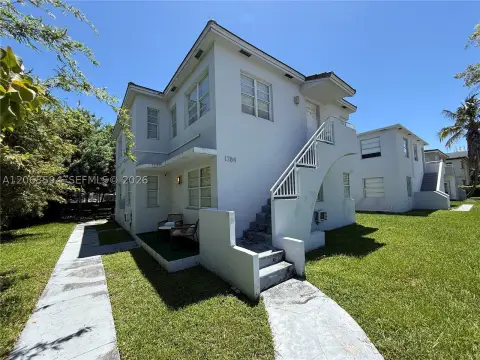 Quadplex Assemblage With Redevelopment Potential