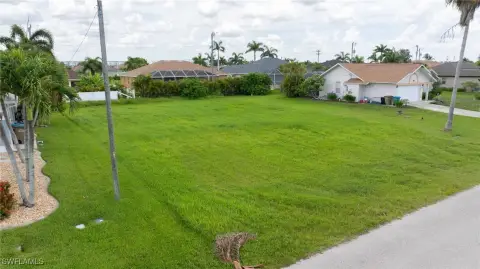 Residential Lot in Cape Coral