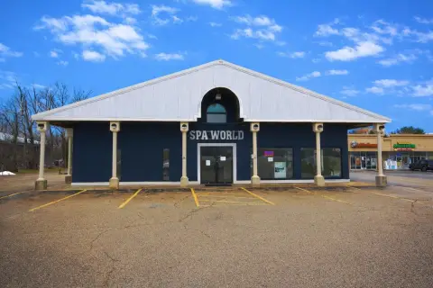 Schoolcraft Commercial Building on 15 Acres