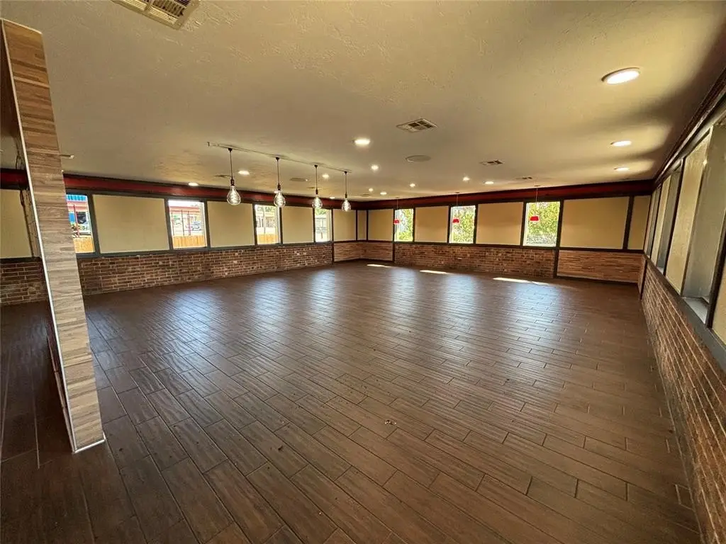 Picture 9