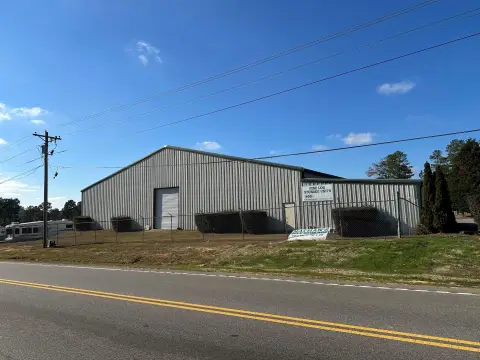 Warehouse with Grade-Level Doors