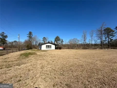 Loganville Commercial Property on Highway