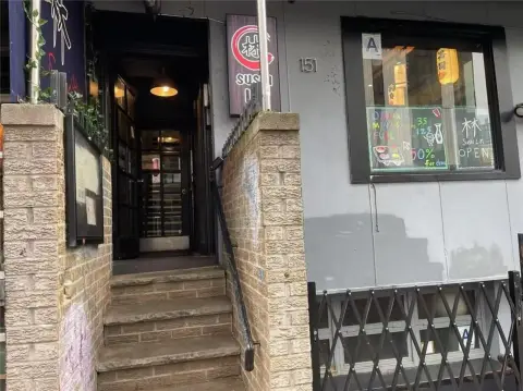 Manhattan Restaurant Business For Sale