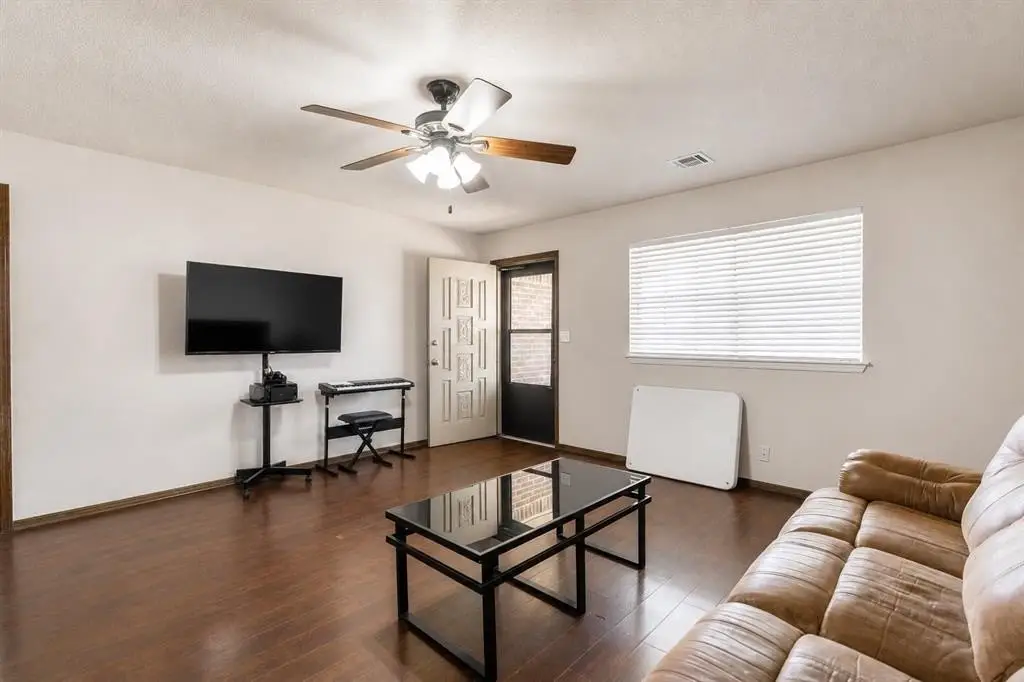 Picture 17