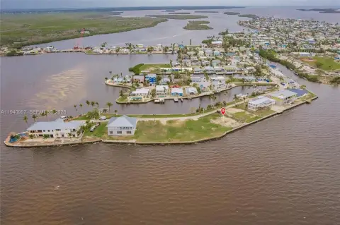 Waterfront Lot in Matlacha, FL