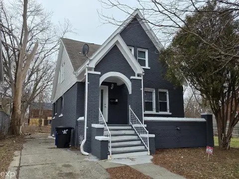 Detroit Duplex with Recent Remodel